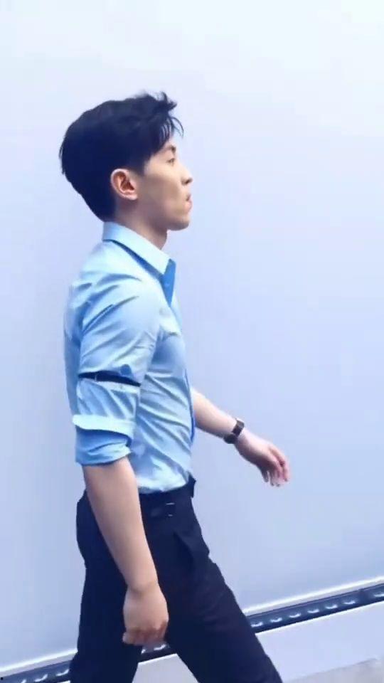 邓伦搞笑视频素材,笑点连连，欢乐无限